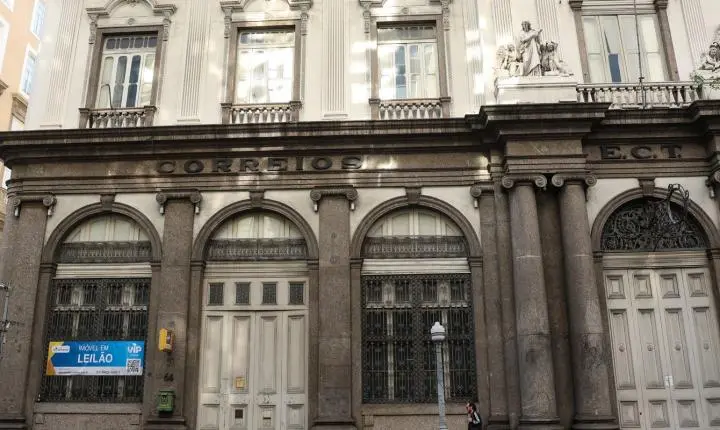 Antiga sede dos Correios no centro do Rio vai a leilão por R$ 53,6 milhões nesta quinta