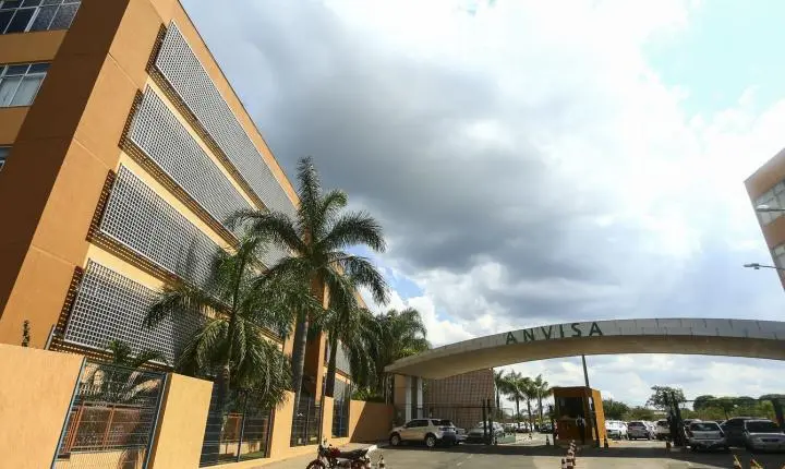 Anvisa determina apreensão de lotes falsificados do Mounjaro e proíbe produtos sem registro