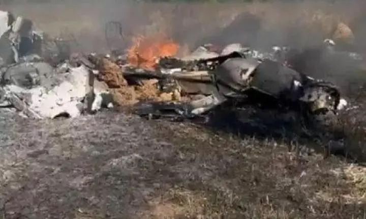Avião cai em fazenda de Água Boa e deixa três mortos carbonizados