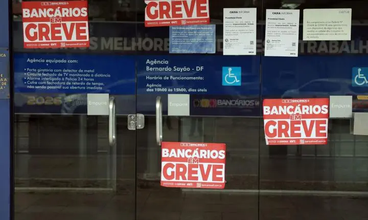 Greve na Caixa é mantida após bancários rejeitarem proposta do banco