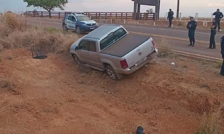 Bandido rouba Amarok, sequestra mulher e morre em confronto com a polícia em Rondonópolis