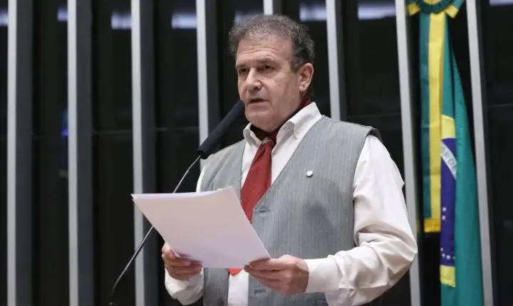 Câmara aprova projeto que institui o título 