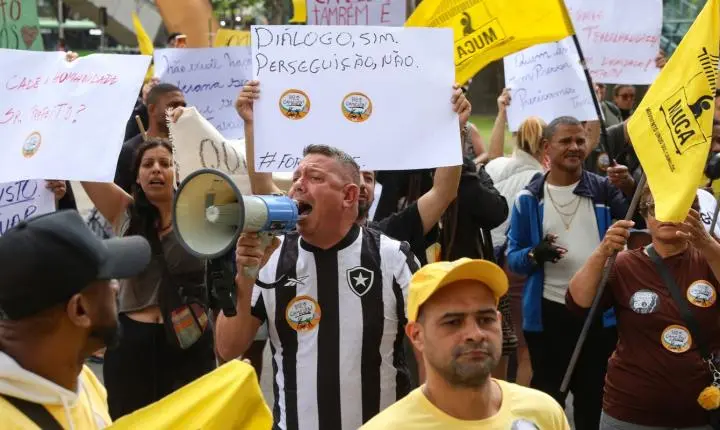 Camelôs do Rio de Janeiro manifestam contra o Programa Tolerância Zero