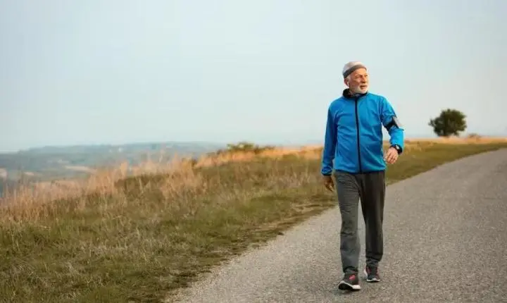 Caminhada rápida pode ser melhor que academia para perder peso