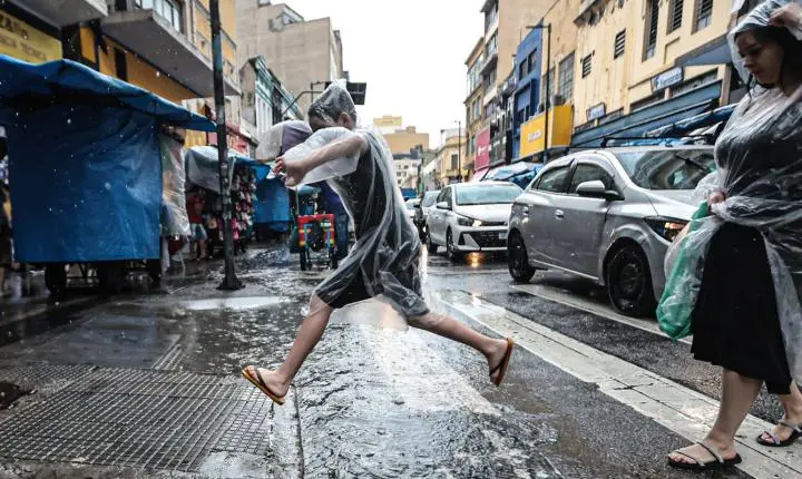 Inmet prevê chuva generalizada e temporais para o fim de semana em todo o Brasil