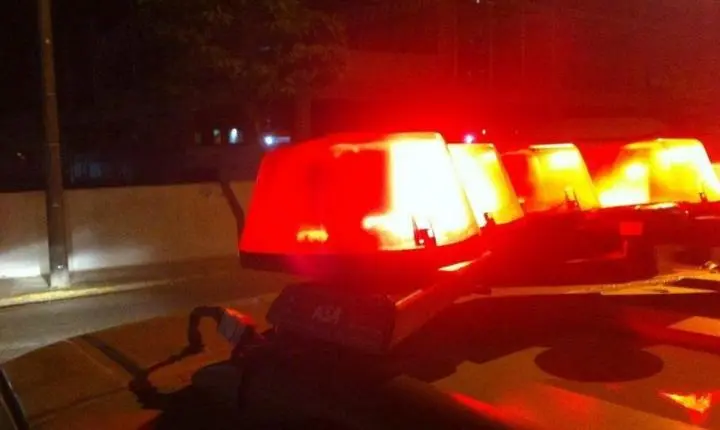 Cliente e gerente de conveniência são denunciados por discriminar casal homossexual