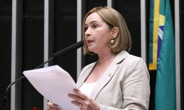 Comissão aprova 