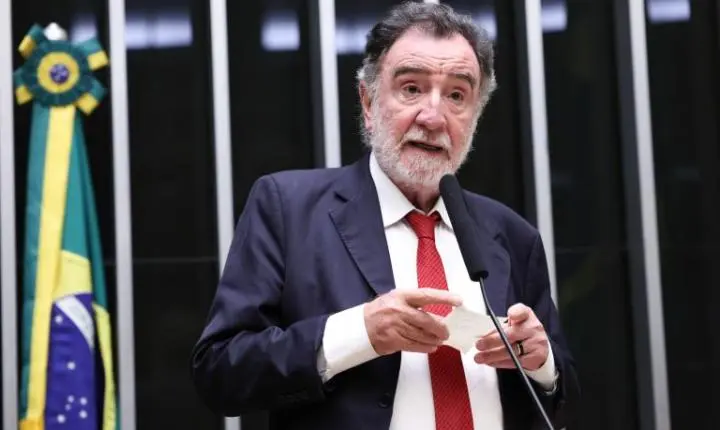 Comissão de educação da Câmara dos Deputados define regras para formatura antecipada no ensino superior
