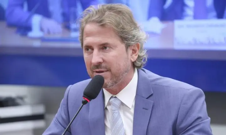 Comissão de Educação aprova diretrizes para incentivar o trabalho voluntário e a solidariedade na educação