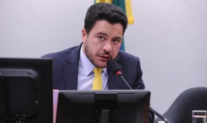 Câmara aprova mecanismo de ajuste de carbono nas fronteiras para proteger competitividade brasileira