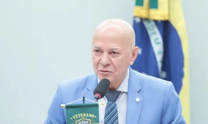 Comissão de educação aprova projeto que visa incentivar o acesso de pessoas idosas ao ensino superior