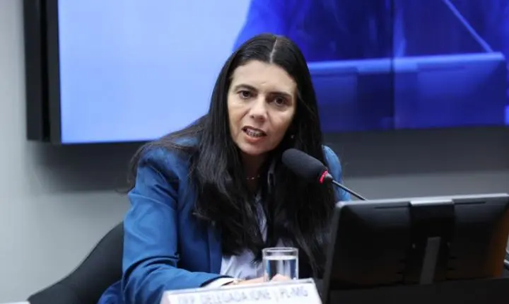 Comissão aprova projeto para divulgação de canais de denúncia de violência contra a mulher em órgãos públicos