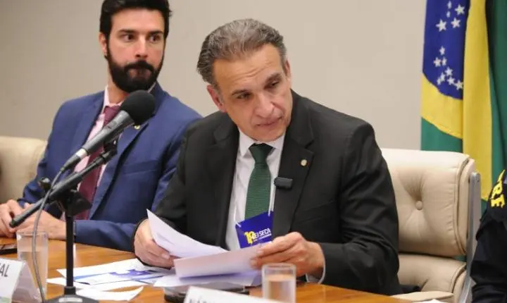 Comissão da Câmara aprova regras para negociação de dívidas no mercado de energia elétrica