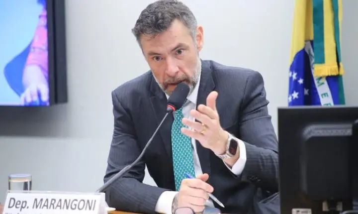 CCJ aprova projeto que regulamenta a atuação do operador logístico no Brasil