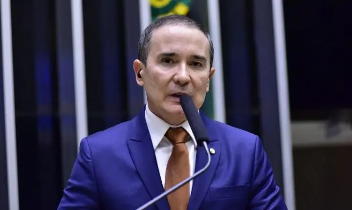 Comissão de Educação aprova prioridade de recursos para escolas inclusivas