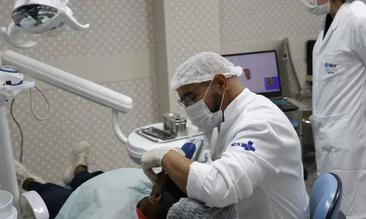 Comissão do Senado aprova novo piso salarial para médicos e dentistas