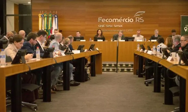 Comissão debate reajuste do limite de faturamento para MEI e faixas do Simples Nacional em Porto Alegre