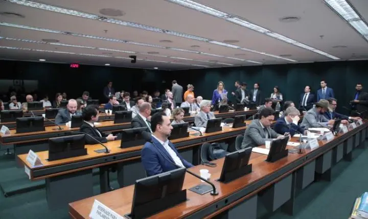 Conselho de ética da Câmara se reúne para analisar processos contra deputados