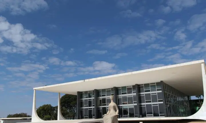 Defesa de Bolsonaro reitera solicitação para manter prisão domiciliar