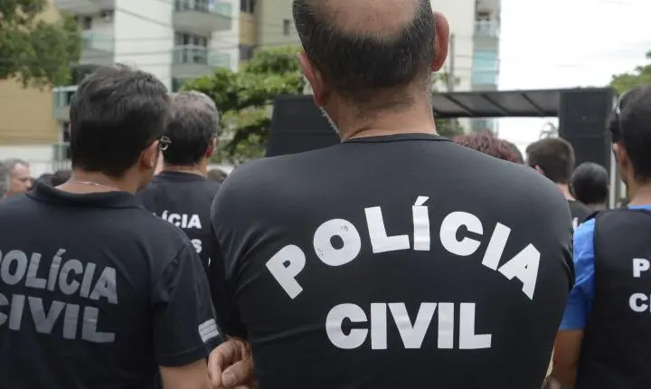 Deputado do Rio é alvo de operação por suspeita de elos com facção criminosa