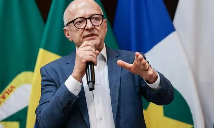 “Diminuir custos e simplificar a máquina”, diz governador sobre Samu