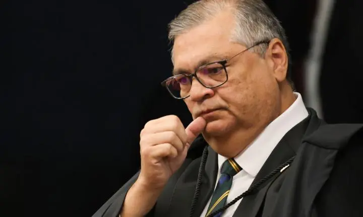 Ministro Dino questiona fiscalização de fraudes em fundos de investimento pelo BC e CVM