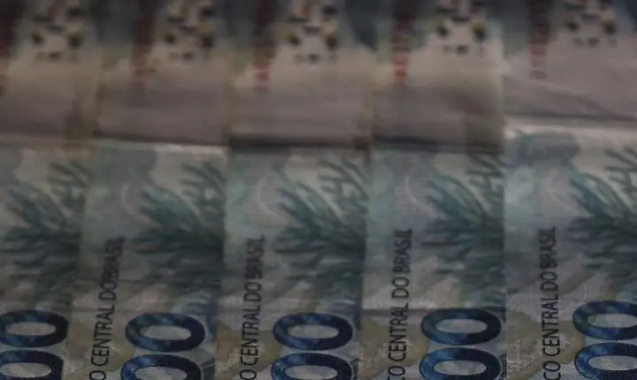 Dívida Pública Federal ultrapassa R$ 9 trilhões em maio impulsionada por títulos Selic