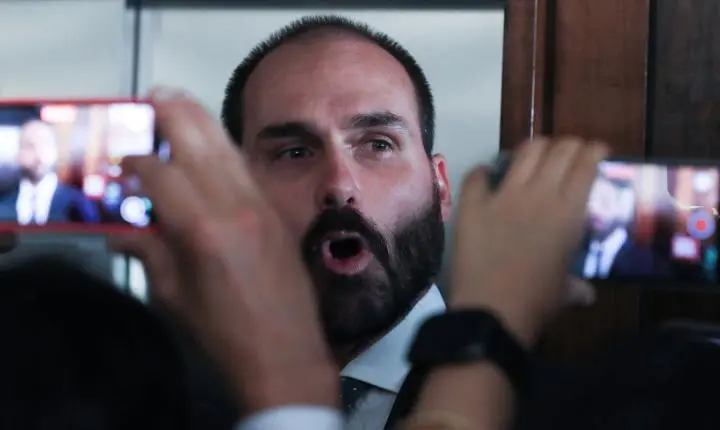 Eduardo Bolsonaro entra em lista de prisões pendentes após ordem do STF
