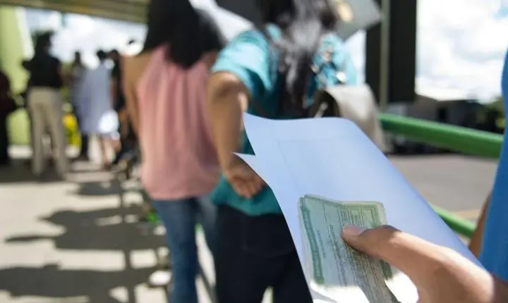 Confirme as regras para votar com camisetas e bandeiras nas Eleições 2026