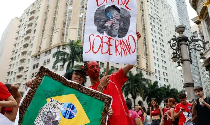 Estudantes protestam no Rio em apoio a Lula nas eleições 2026