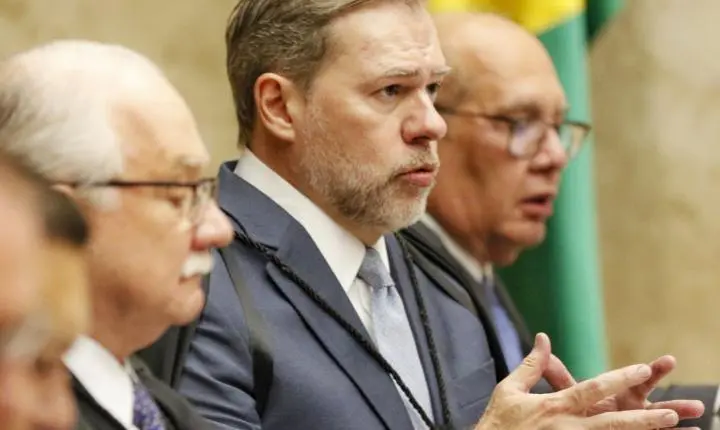 Fachin encerra processo sobre suspeição de Toffoli no inquérito do Banco Master