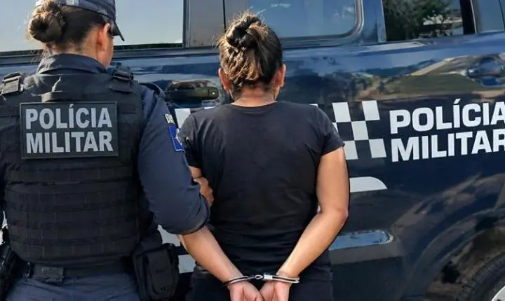 Falsa amiga invade casa de idosa para furtar dinheiro, mas esbarra no filho da vítima em MT