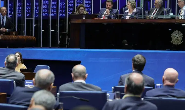 Fim da escala 6x1 ganha força no Senado com votação decisiva no plenário