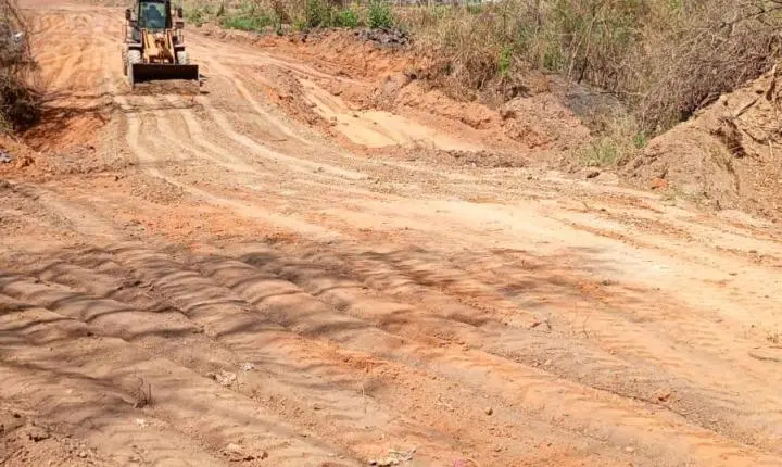 Fim do transtorno: Prefeitura cria rua em Marzagão e facilita rota escolar