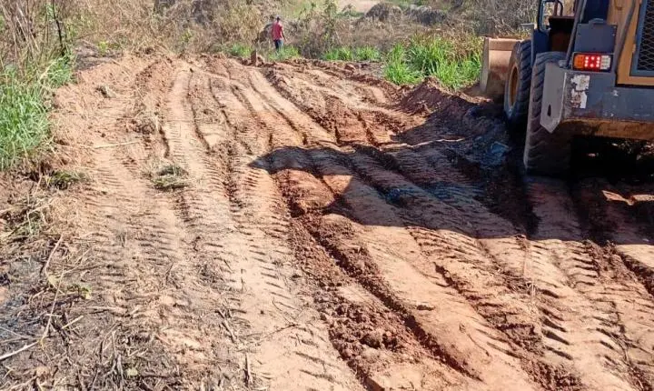 Fim do transtorno: Prefeitura cria rua em Marzagão e facilita rota escolar