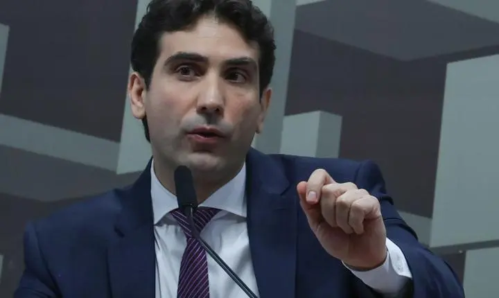 Galípolo critica empresas que pressionam por acesso ao Fundo Garantidor de Crédito