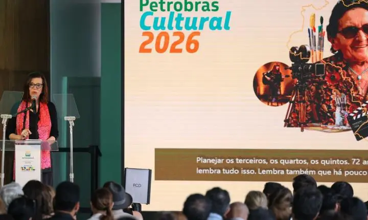Gasolina da Petrobras deve seguir queda dos preços internacionais