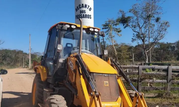 Gestão e comunidade constroem juntos rede de água em Rosário Oeste