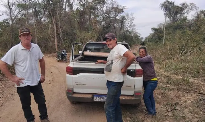 Gestão e comunidade constroem juntos rede de água em Rosário Oeste