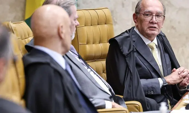 Gilmar pede ao STF acesso integral aos dados do celular de Vorcaro