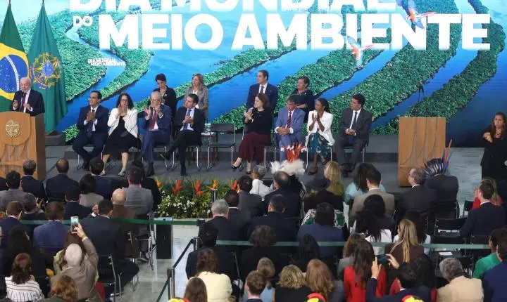 Governo Lula anuncia pacote para a proteção ambiental e combate ao desmatamento