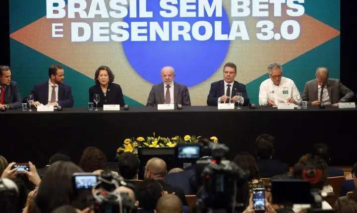 Governo lança Desenrola Brasil 3.0 com compra de dívidas e desconto de até 90%
