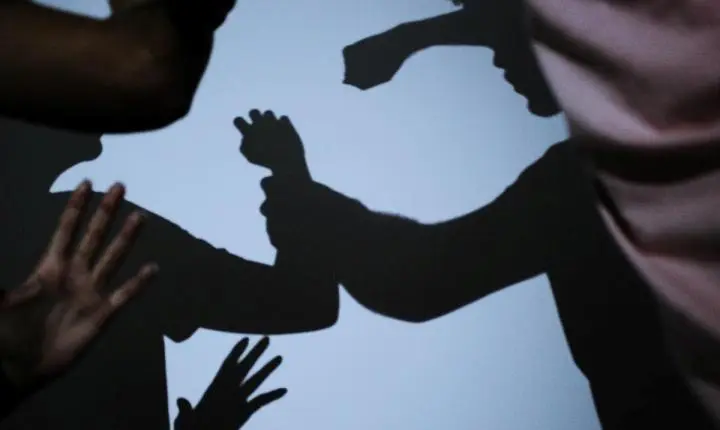 Homem é preso após agredir companheira e enteado durante briga em Várzea Grande