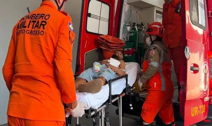 Homem levou facada de amigo após tentar separar briga de casal