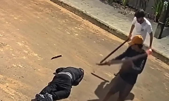 Homem morre espancado por dupla após ex denunciar agressão
