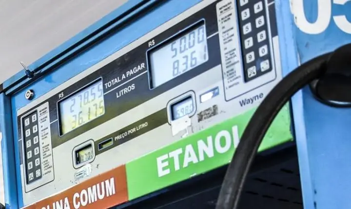 Hugo Motta elogia elevação do percentual de etanol na gasolina