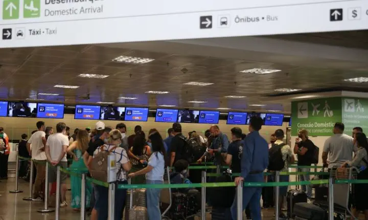 Aeroportos brasileiros preveem alta movimentação de passageiros no feriado de Corpus Christi