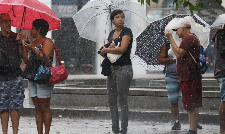 Inmet publica alerta de chuvas intensas para quatro regiões do Brasil