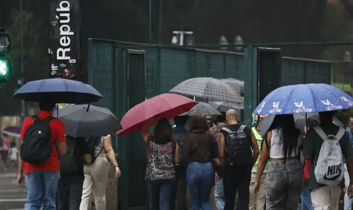 Inmet alerta para pancadas de chuva em diversas regiões do Brasil