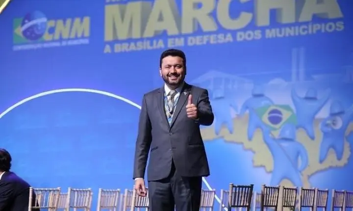 Maninho é reeleito presidente da AMM com 111 votos e comandará entidade até 2029